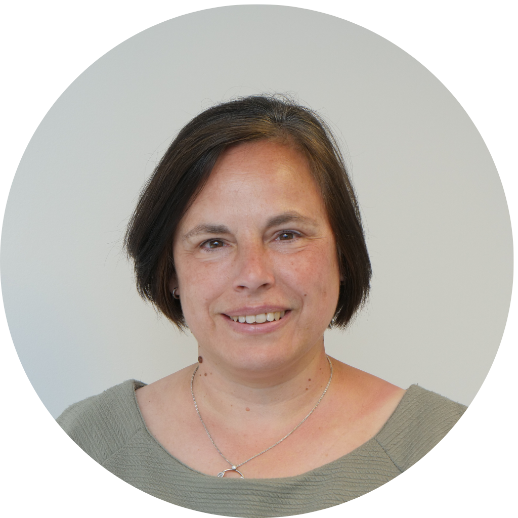 Headshot of Helen Collings